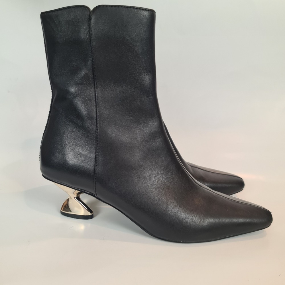 White House Black Market Gold Twist Heeled Boot Black Leather Ankle Boots 7M